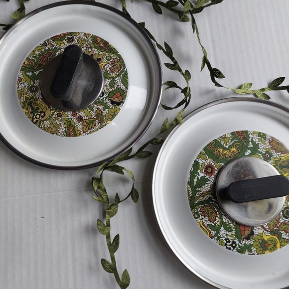 Lot of 2 Vintage MCM Fancipans Chateau 1 Quart Replacement LiD 1970's Paisley - Picture 1 of 3